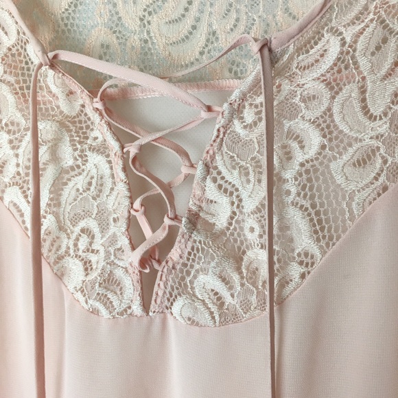 Blush Pink Flowy Sheer Lace Top - Picture 3 of 6